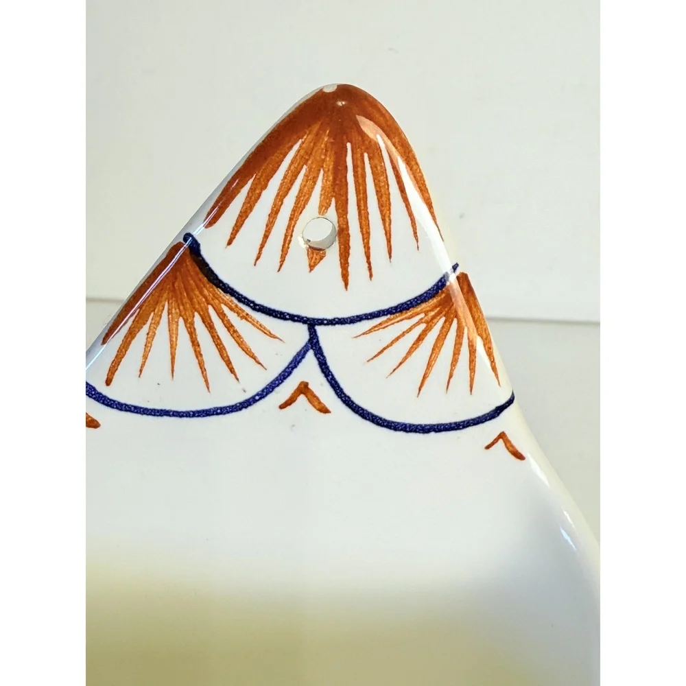 Henriot Quimper France Cone Shape Rooster Floral Hand Painted Wall Pocket 4.5in